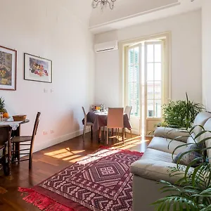 Ai Lattarini House Bed and breakfast